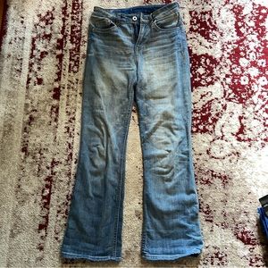 High Rise Loose Fit stretchy crop jeans